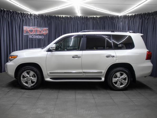 Toyota Land Cruiser 200 Series Рестайлинг 1 с пробегом 2015 года, цена 4 698 000 рублей, 166027 км, внедорожник, Автокод Объявления