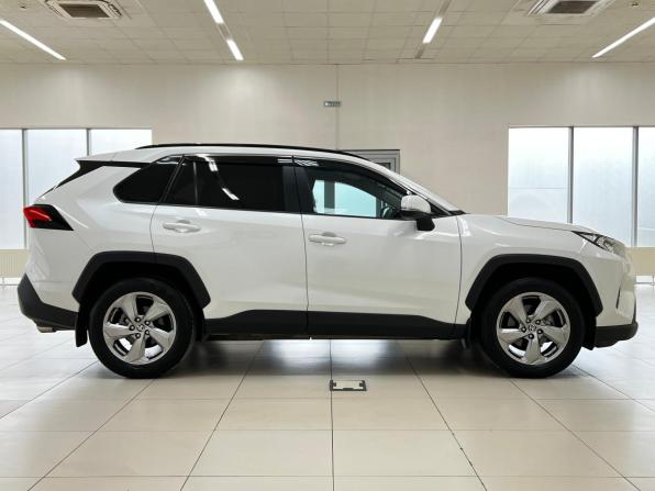 Toyota RAV4 V (XA50) с пробегом 2021 года, цена 3 240 000 рублей, 98553 км, внедорожник, Автокод Объявления