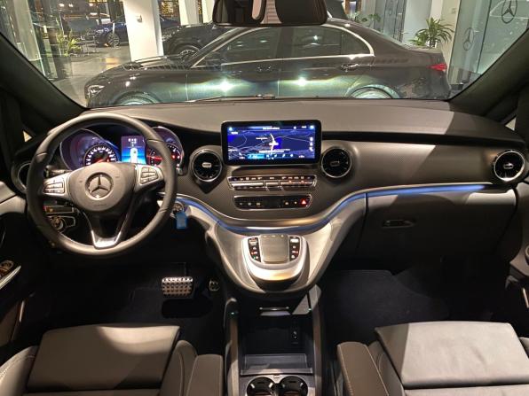 Mercedes-Benz V-Класс III (W447) Рестайлинг 2 с пробегом 2023 года, цена 15 950 000 рублей, 10 км, минивэн, Автокод Объявления