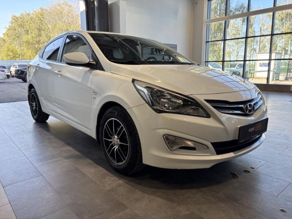 Hyundai Solaris I Рестайлинг с пробегом 2014 года, цена 962 000 рублей, 110101 км, седан, Автокод Объявления