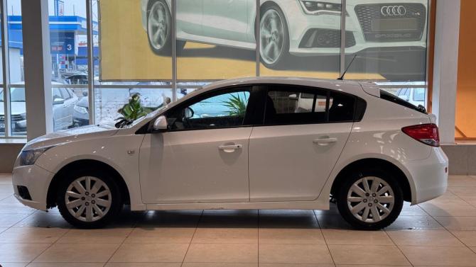 Chevrolet Cruze I Рестайлинг с пробегом 2013 года, цена 680 000 рублей, 162782 км, хэтчбек, Автокод Объявления