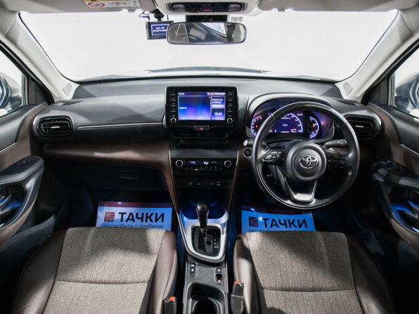 Toyota Yaris Cross с пробегом 2021 года, цена 1 960 000 рублей, 44587 км, внедорожник, Автокод Объявления