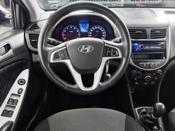 Hyundai Solaris I с пробегом 2011 года, цена 639 000 рублей, 157571 км, седан, Автокод Объявления