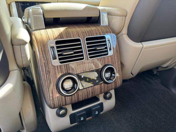 Land Rover Range Rover IV Рестайлинг с пробегом 2018 года, цена 5 190 000 рублей, 134464 км, внедорожник, Автокод Объявления