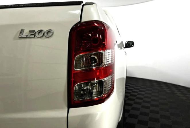 Mitsubishi L200 V с пробегом 2017 года, цена 2 350 000 рублей, 86825 км, offers.body_type.unknown, Автокод Объявления