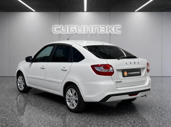 Lada (ВАЗ) Granta I Рестайлинг с пробегом 2020 года, цена 699 000 рублей, 218000 км, хэтчбек, Автокод Объявления