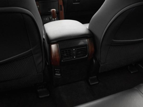 Toyota Land Cruiser Prado 150 Series Рестайлинг 1 с пробегом 2016 года, цена 3 150 000 рублей, 371032 км, внедорожник, Автокод Объявления