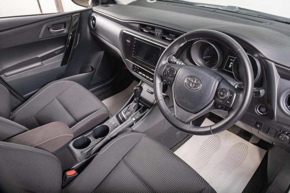 Toyota Auris II Рестайлинг Томск  - изображение 9
