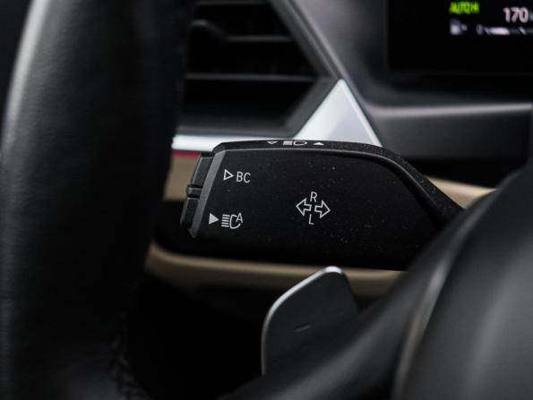 BMW 3 серии VII (G2x) Рестайлинг с пробегом 2023 года, цена 5 600 000 рублей, 41734 км, седан, Автокод Объявления