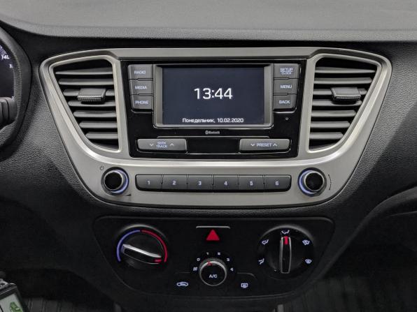 Hyundai Solaris II Рестайлинг с пробегом 2021 года, цена 1 585 000 рублей, 78605 км, седан, Автокод Объявления