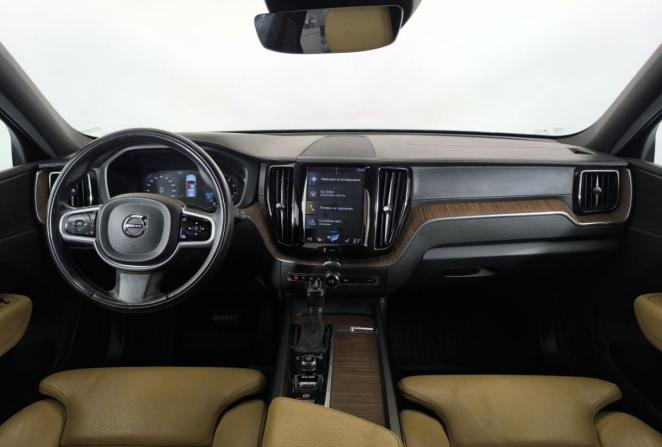 Volvo XC60 II с пробегом 2018 года, цена 3 000 000 рублей, 136991 км, внедорожник, Автокод Объявления