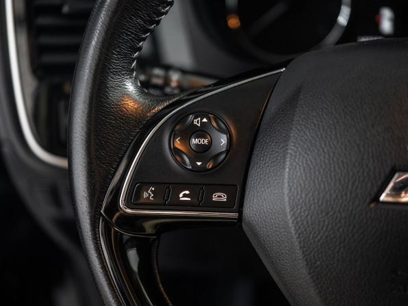 Mitsubishi Outlander III Рестайлинг 3 с пробегом 2019 года, цена 2 390 000 рублей, 147141 км, внедорожник, Автокод Объявления