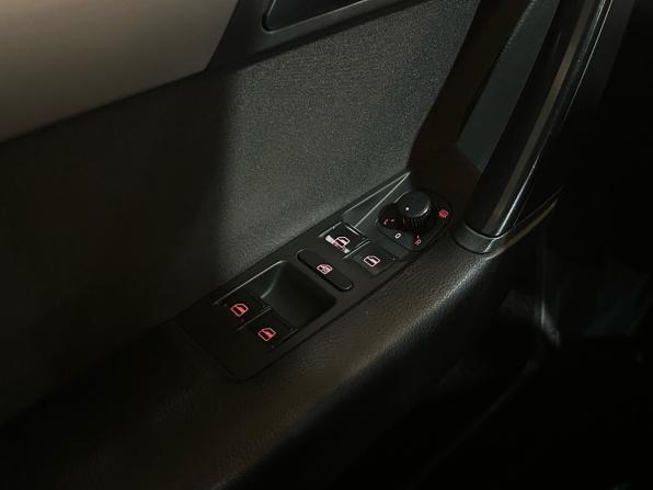 Volkswagen Passat B7 с пробегом 2011 года, цена 899 999 рублей, 223180 км, седан, Автокод Объявления