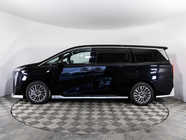 GAC M8 с пробегом 2024 года, цена 4 499 000 рублей, 21000 км, минивэн, Автокод Объявления