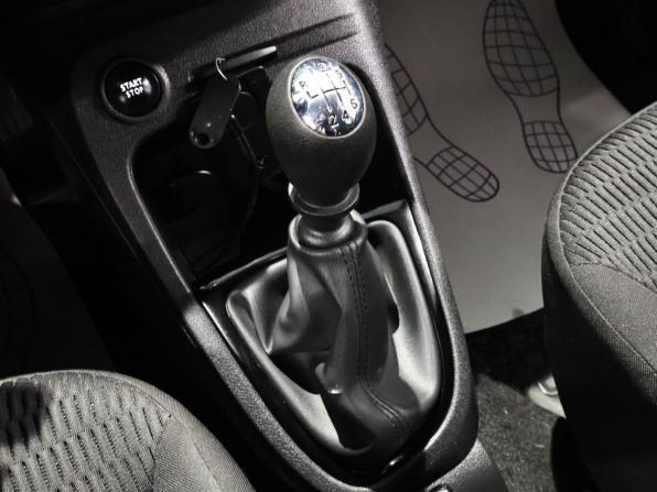 Renault Kaptur I с пробегом 2017 года, цена 1 380 000 рублей, 161575 км, внедорожник, Автокод Объявления