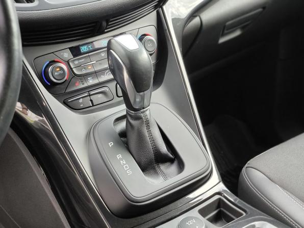 Ford Kuga II Рестайлинг с пробегом 2017 года, цена 1 685 000 рублей, 93326 км, внедорожник, Автокод Объявления