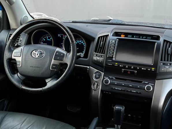Toyota Land Cruiser 200 Series с пробегом 2008 года, цена 2 554 200 рублей, 315767 км, внедорожник, Автокод Объявления