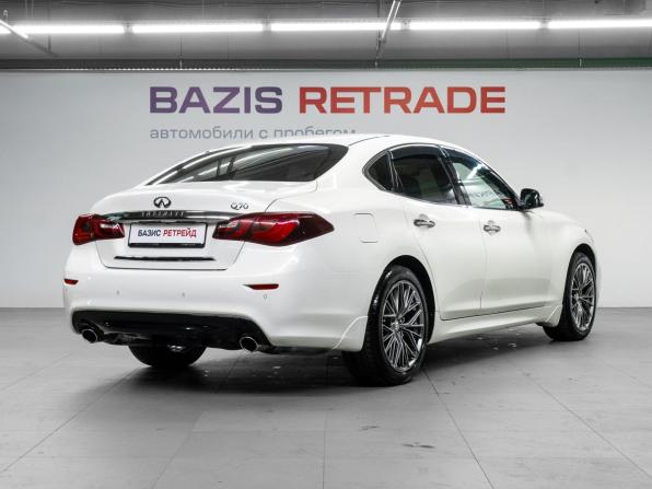 Infiniti Q70 I Рестайлинг с пробегом 2015 года, цена 2 150 000 рублей, 155271 км, седан, Автокод Объявления