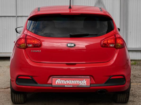 Kia Ceed II с пробегом 2014 года, цена 1 090 000 рублей, 155307 км, хэтчбек, Автокод Объявления