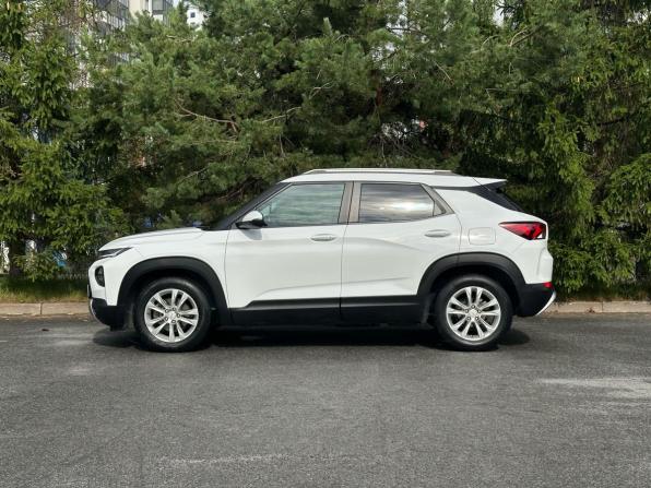 Chevrolet TrailBlazer III с пробегом 2021 года, цена 2 019 000 рублей, 44290 км, внедорожник, Автокод Объявления