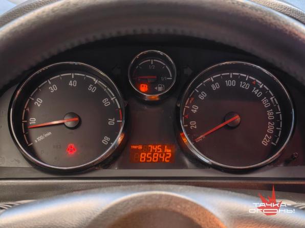 Opel Antara I Рестайлинг с пробегом 2013 года, цена 1 228 000 рублей, 86000 км, внедорожник, Автокод Объявления