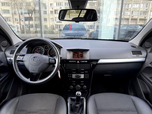 Opel Astra H Рестайлинг с пробегом 2008 года, цена 550 000 рублей, 155648 км, хэтчбек, Автокод Объявления