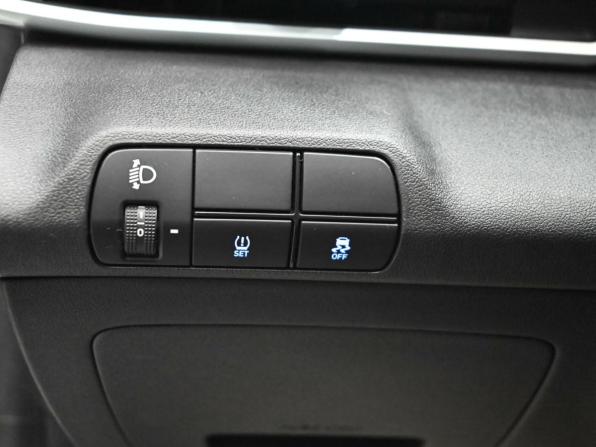 Hyundai Elantra VII (CN7) Рестайлинг с пробегом 2025 года, цена 2 870 000 рублей, 151 км, седан, Автокод Объявления