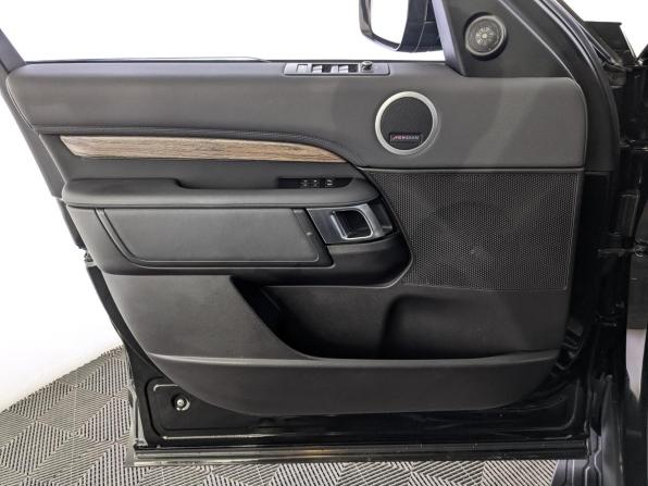 Land Rover Discovery V с пробегом 2017 года, цена 3 500 000 рублей, 151200 км, внедорожник, Автокод Объявления