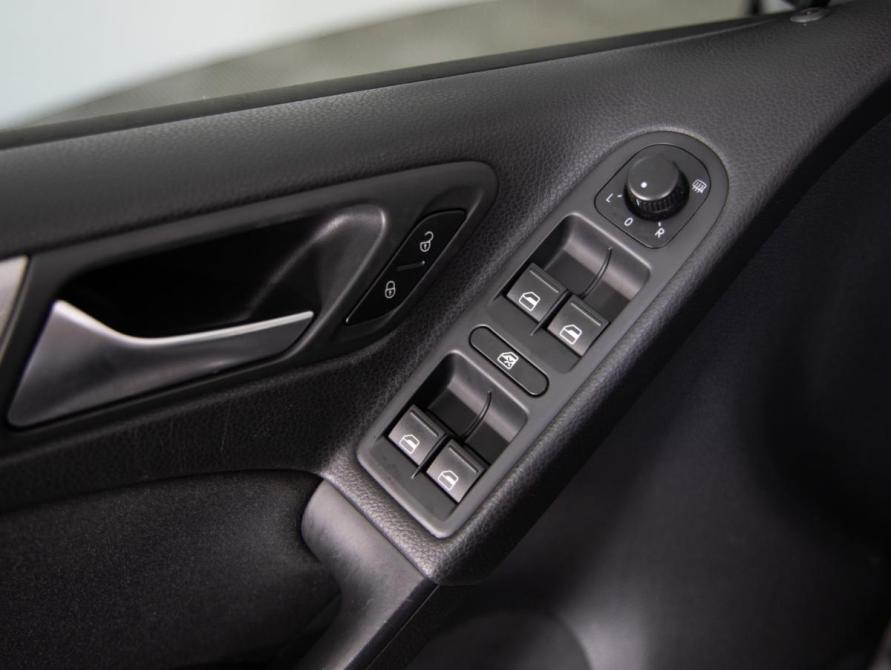 Volkswagen Golf VI Санкт-Петербург  - изображение 16