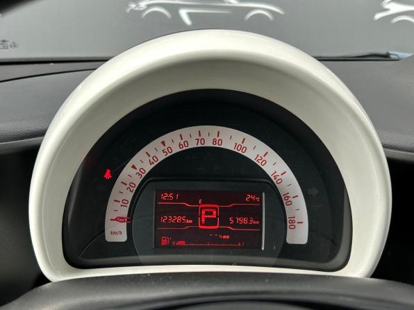 Smart Fortwo III с пробегом 2017 года, цена 790 600 рублей, 123285 км, хэтчбек, Автокод Объявления