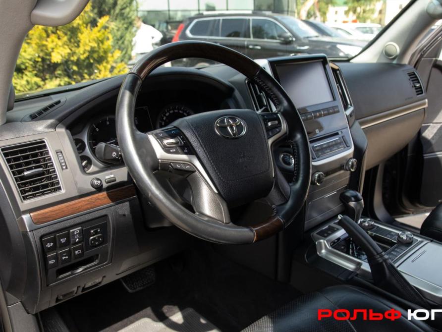 Toyota Land Cruiser 200 Series Рестайлинг 2 Москва  - изображение 15