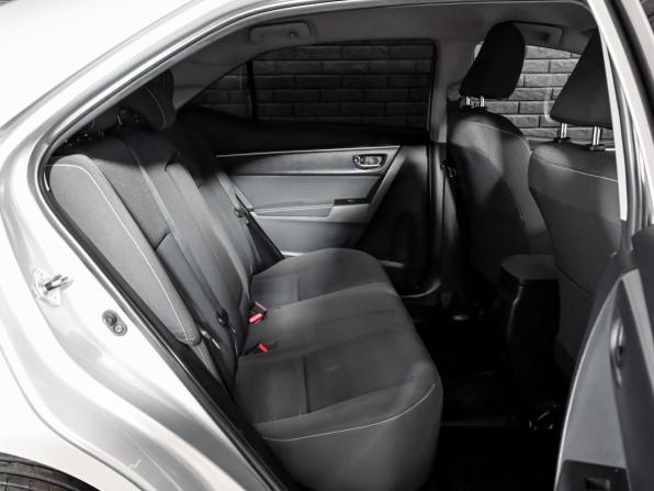 Toyota Corolla XI (E160 E170 E180) Рестайлинг 1 с пробегом 2018 года, цена 1 690 000 рублей, 162779 км, седан, Автокод Объявления