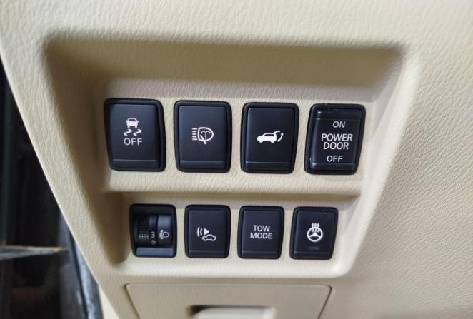 Nissan Pathfinder IV с пробегом 2014 года, цена 1 820 000 рублей, 178298 км, внедорожник, Автокод Объявления