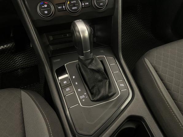Volkswagen Tiguan II с пробегом 2017 года, цена 1 550 000 рублей, 225078 км, внедорожник, Автокод Объявления