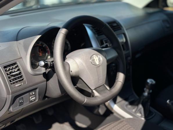 Toyota Corolla X (E140 E150) Рестайлинг с пробегом 2012 года, цена 999 000 рублей, 174597 км, седан, Автокод Объявления