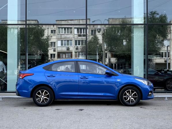 Hyundai Solaris II с пробегом 2019 года, цена 1 540 000 рублей, 53000 км, седан, Автокод Объявления