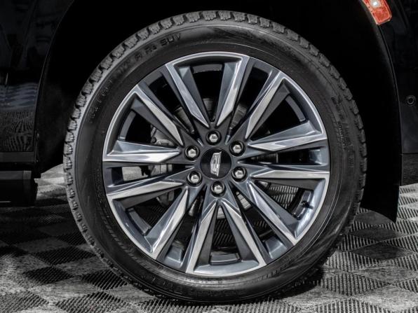 Cadillac Escalade V с пробегом 2023 года, цена 12 250 000 рублей, 12719 км, внедорожник, Автокод Объявления
