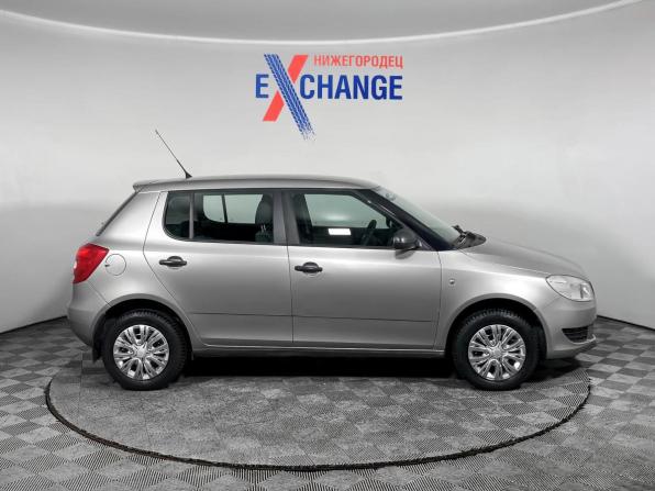 Skoda Fabia II Рестайлинг с пробегом 2011 года, цена 506 000 рублей, 80139 км, хэтчбек, Автокод Объявления
