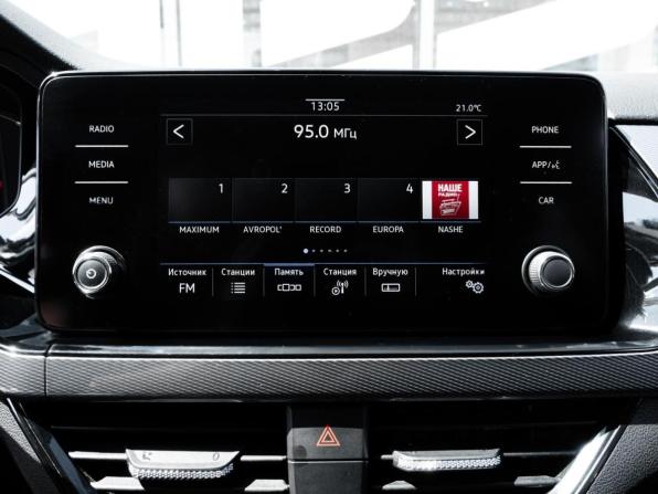 Volkswagen Polo VI с пробегом 2021 года, цена 1 275 000 рублей, 213008 км, лифтбек, Автокод Объявления