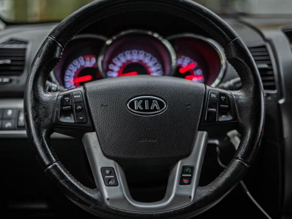 Kia Sorento II с пробегом 2012 года, цена 960 000 рублей, 328906 км, внедорожник, Автокод Объявления