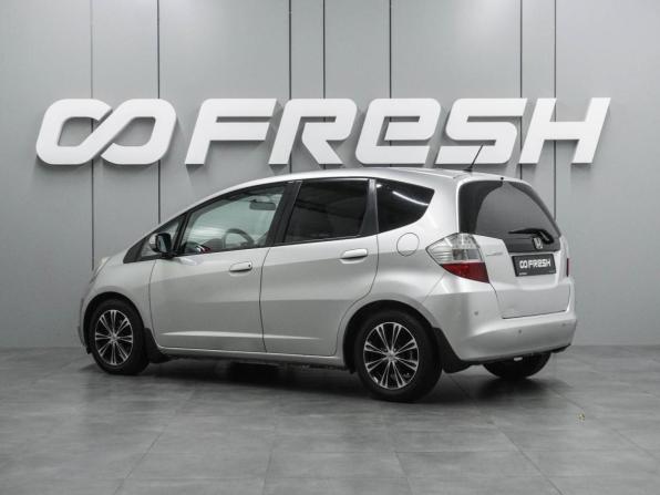 Honda Jazz II с пробегом 2009 года, цена 749 000 рублей, 140810 км, хэтчбек, Автокод Объявления