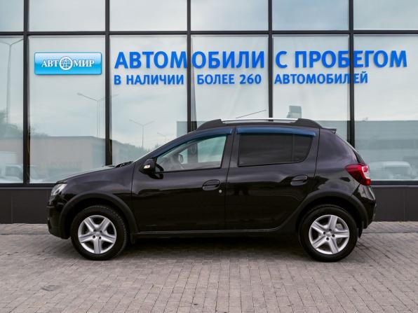 Renault Sandero II с пробегом 2017 года, цена 929 000 рублей, 218150 км, хэтчбек, Автокод Объявления