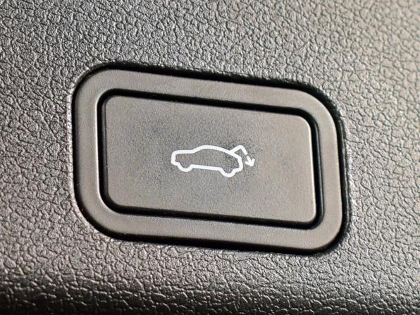 Geely Atlas Pro с пробегом 2023 года, цена 2 035 995 рублей, 66578 км, внедорожник, Автокод Объявления