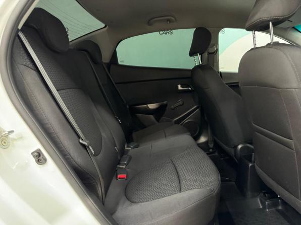 Kia Rio III Рестайлинг с пробегом 2016 года, цена 1 025 000 рублей, 174323 км, седан, Автокод Объявления