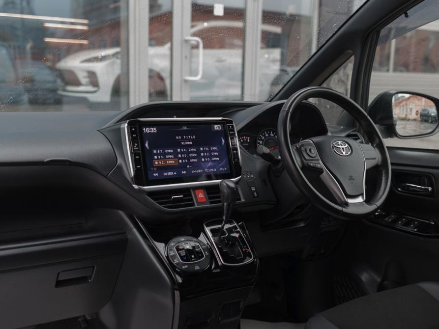 Toyota Noah III (R80) Рестайлинг Новосибирск  - изображение 11