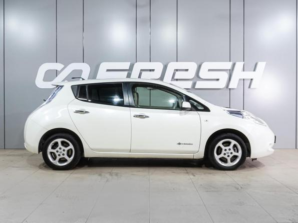 Nissan Leaf I (ZE0/AZE0) с пробегом 2012 года, цена 849 000 рублей, 135768 км, хэтчбек, Автокод Объявления