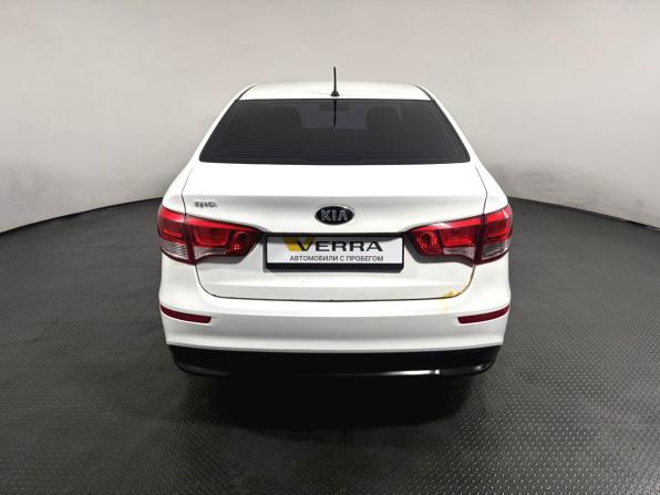 Kia Rio III Рестайлинг с пробегом 2016 года, цена 1 030 000 рублей, 126304 км, седан, Автокод Объявления