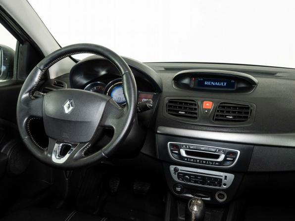 Renault Fluence I Рестайлинг с пробегом 2013 года, цена 722 000 рублей, 190000 км, седан, Автокод Объявления