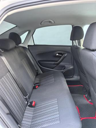 Volkswagen Polo V Рестайлинг с пробегом 2019 года, цена 1 230 000 рублей, 101000 км, седан, Автокод Объявления