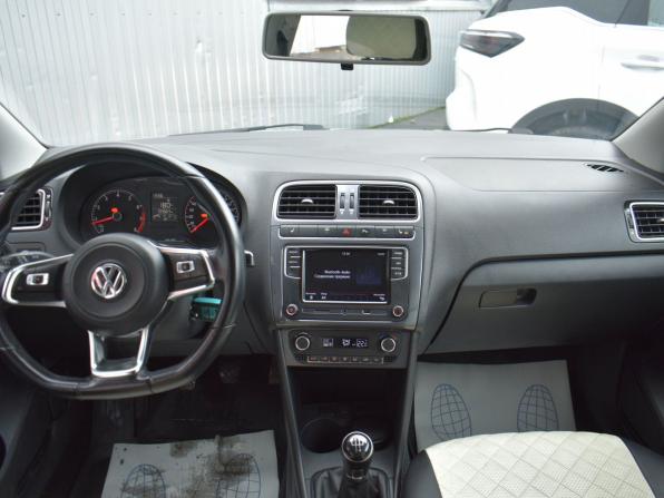Volkswagen Polo V Рестайлинг с пробегом 2019 года, цена 1 199 000 рублей, 104662 км, седан, Автокод Объявления